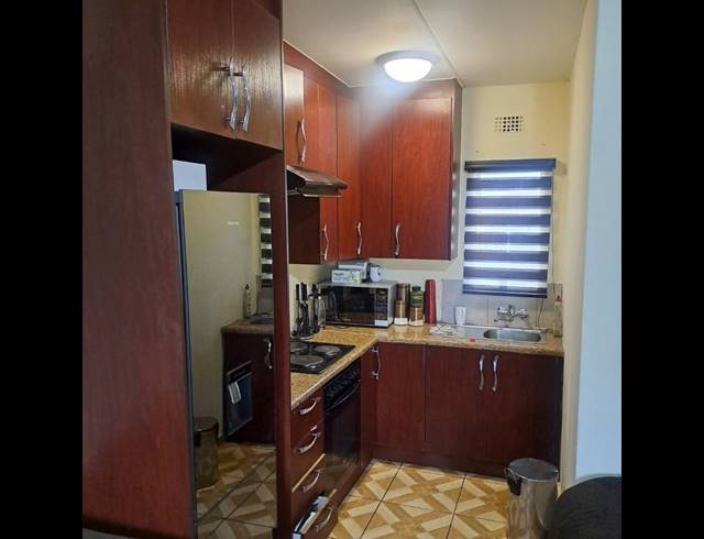 2 BEDROOM APARTMENT FOR SALE IN FLEURHOF